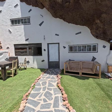 Villa Cueva Rural " Old London " With Jacuzzi And Swimming Pool à Santa-Cruz de Ténérife Extérieur photo
