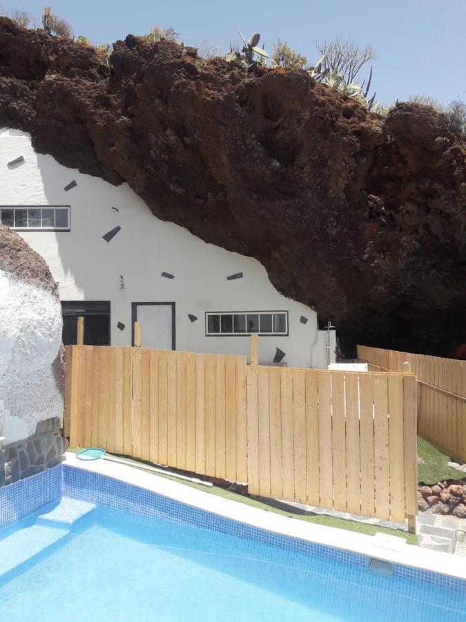 Villa Cueva Rural " Old London " With Jacuzzi And Swimming Pool à Santa-Cruz de Ténérife Extérieur photo